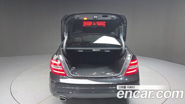 Mercedes-Benz C-Class (W204) C200 CGI Avantgarde Style Package 2013 — фото 20
