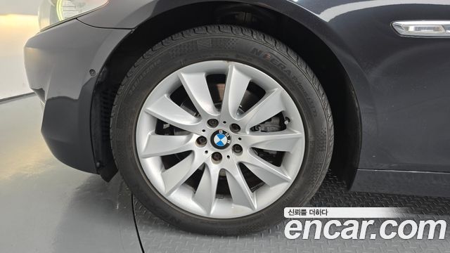 BMW 5 Series (F10) 528i 2013 — фото 5