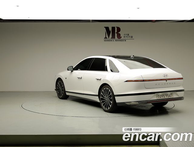 Hyundai Grandeur (GN7) 3,5 Gasoline 4WD Calligraphy 2023 — фото 4