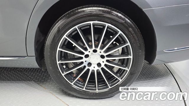 Mercedes-Benz E-Class (W213) E300 4MATIC Exclusive 2019 — фото 5