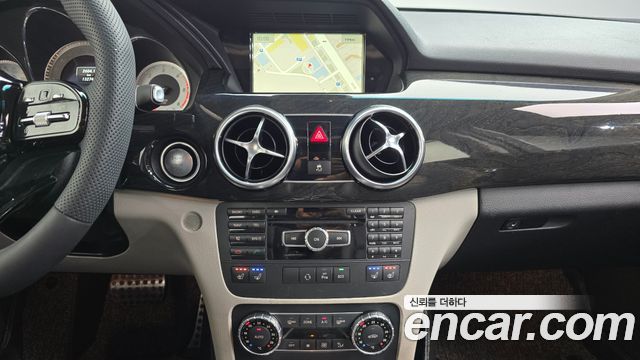 Mercedes-Benz GLK-Class (X204) GLK220 CDI Premium 2015 — фото 12