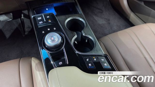 Kia K8 2.5 Gasoline 2WD Noblesse 2023 — фото 9