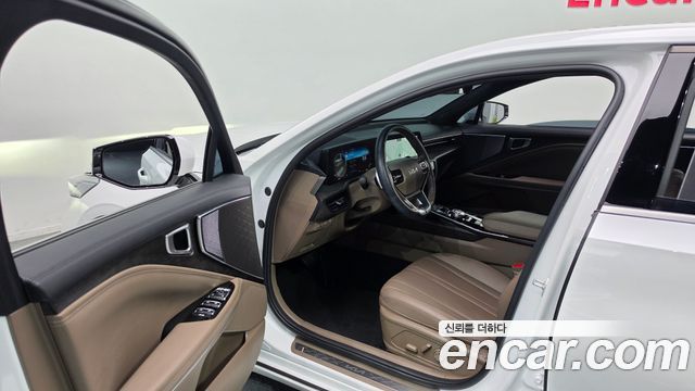 Kia K8 2.5 Gasoline 2WD Noblesse 2023 — фото 10