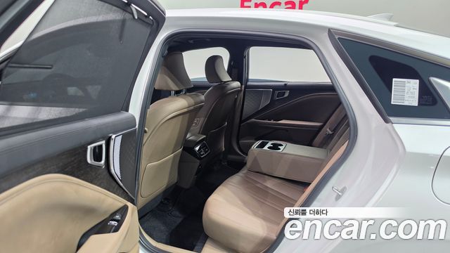 Kia K8 2.5 Gasoline 2WD Noblesse 2023 — фото 11