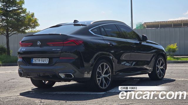 BMW X6 (G06) xDrive40i M Sport 2023 — фото 2