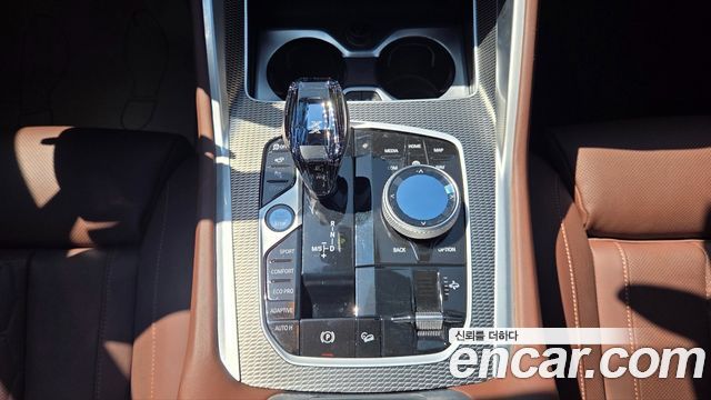BMW X6 (G06) xDrive40i M Sport 2023 — фото 9