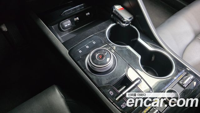 Kia K5 (III) 2.0 Trendy 2023 — фото 9