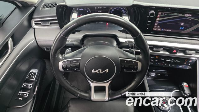 Kia K5 (III) 2.0 Trendy 2023 — фото 13