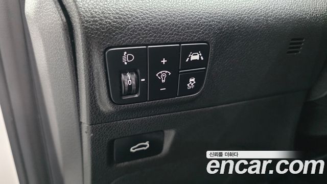 Kia K5 (III) 2.0 Trendy 2023 — фото 16