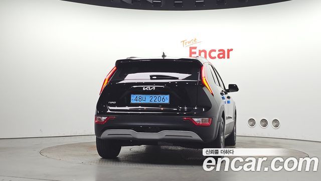 Kia Niro EV Air 2024 — фото 4