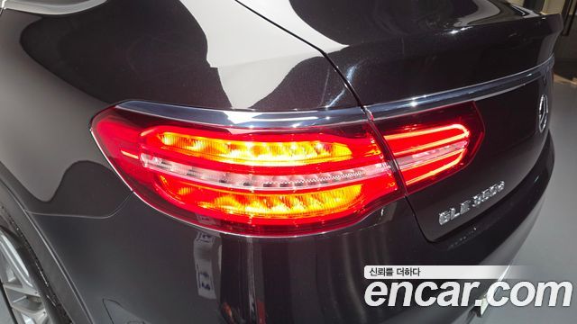 Mercedes-Benz GLE-Class (W166) GLE350 d 4MATIC Coupe 2017 — фото 29