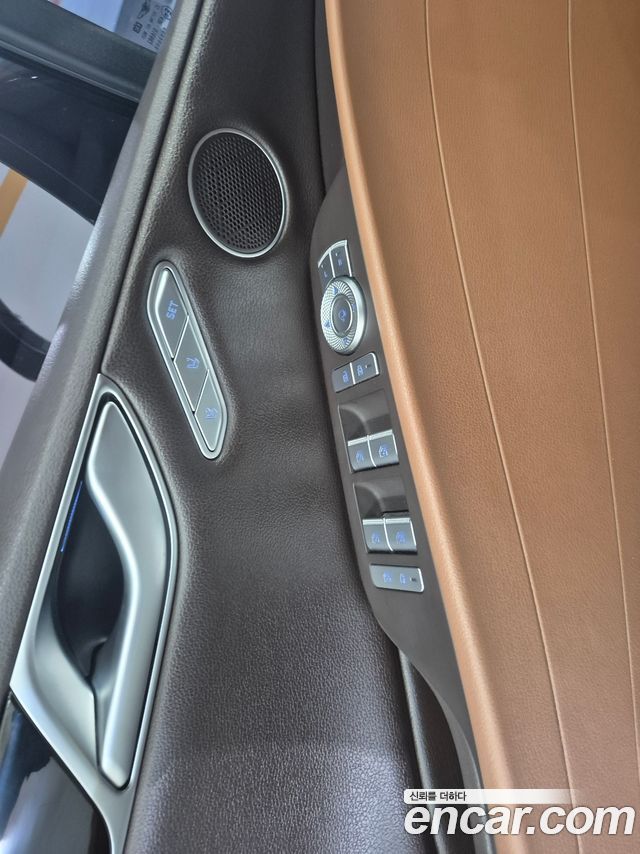 Genesis G80 (RG3) Gasoline 3.5 Turbo AWD 2021 — фото 10