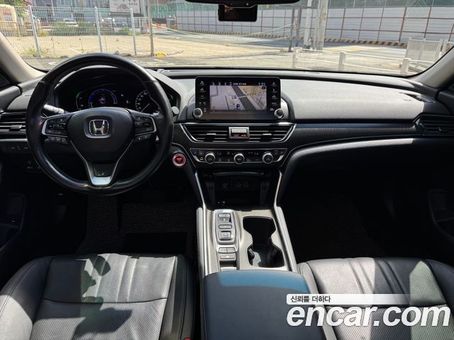 Honda Accord (X) 2.0 Hybrid Touring 2021 — фото 6