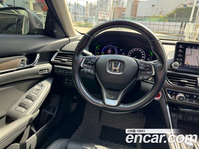 Honda Accord (X) 2.0 Hybrid Touring 2021 — фото 10