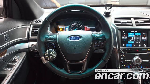 Ford Explorer 3.5 Limited 4WD 5th 2017 — фото 13