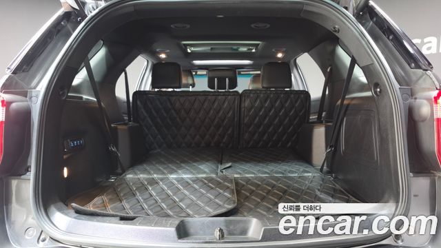 Ford Explorer 3.5 Limited 4WD 5th 2017 — фото 19