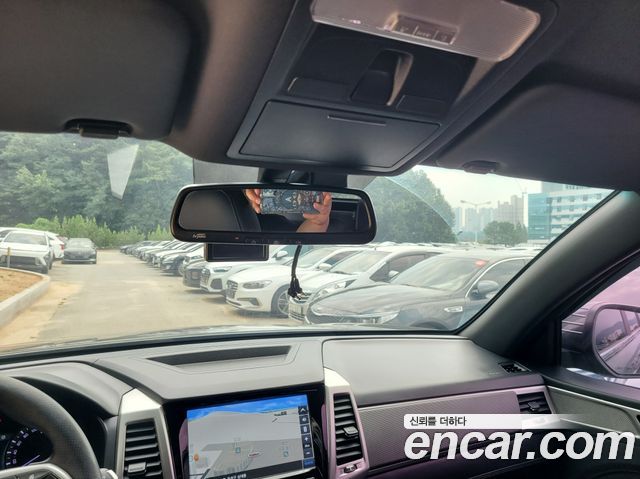 KG Mobility (SsangYong) Rexton Sports Khan Diesel 2.2 4WD Professional S (5-Link) 2019 — фото 17