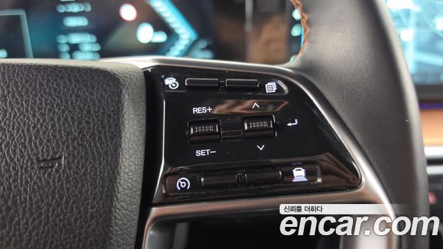 KG Mobility (SsangYong) Torres EVX E7 2024 — фото 16