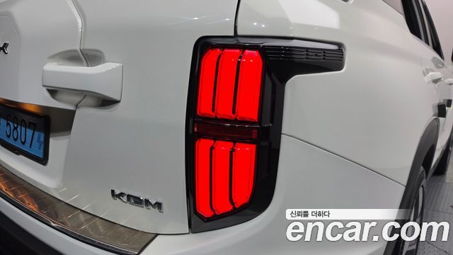 KG Mobility (SsangYong) Torres EVX E7 2024 — фото 23