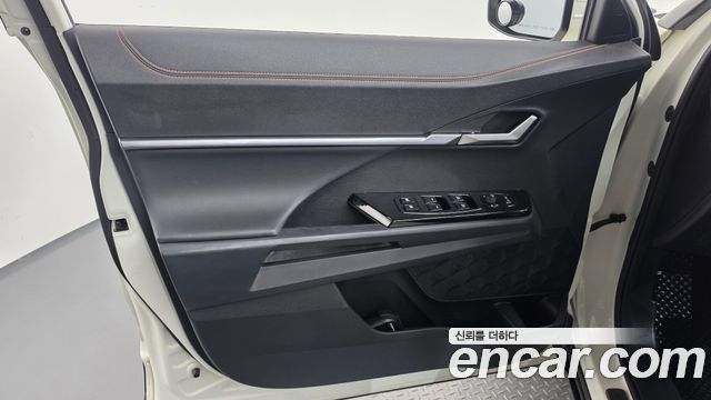 KG Mobility (SsangYong) Torres EVX E7 2024 — фото 24