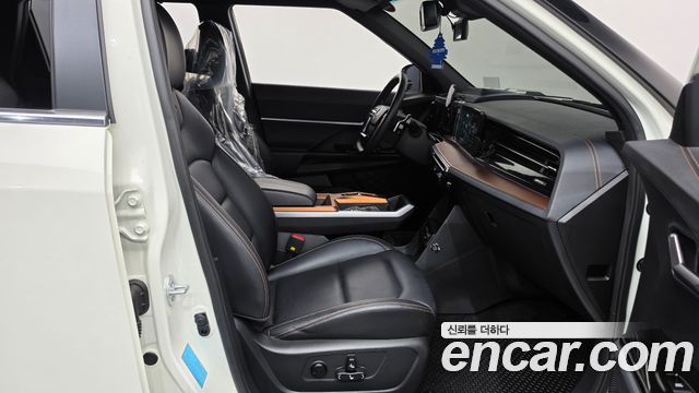 KG Mobility (SsangYong) Torres EVX E7 2024 — фото 26