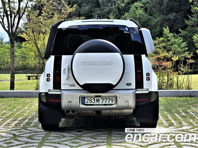 Land Rover Defender (L663) 110 D240 SE 2020 — фото 4