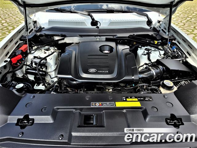 Land Rover Defender (L663) 110 D240 SE 2020 — фото 24