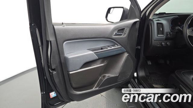 Chevrolet Real New Colorado 3.6 Z71-X Midnight 4WD 2022 — фото 24