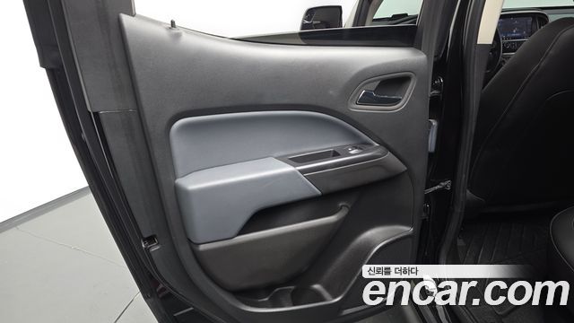Chevrolet Real New Colorado 3.6 Z71-X Midnight 4WD 2022 — фото 25