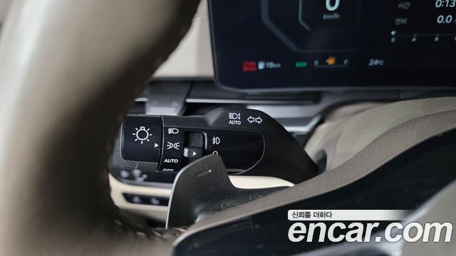 Kia Carnival (IV) Gasoline 9-Seater Hi Limousine Signature 2024 — фото 27