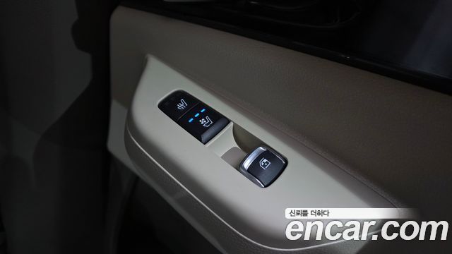 Kia Carnival (IV) Gasoline 9-Seater Hi Limousine Signature 2024 — фото 29