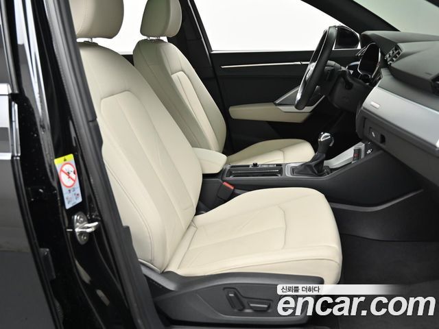 Audi Q3 (F3) 35 TDI Premium 2023 — фото 10