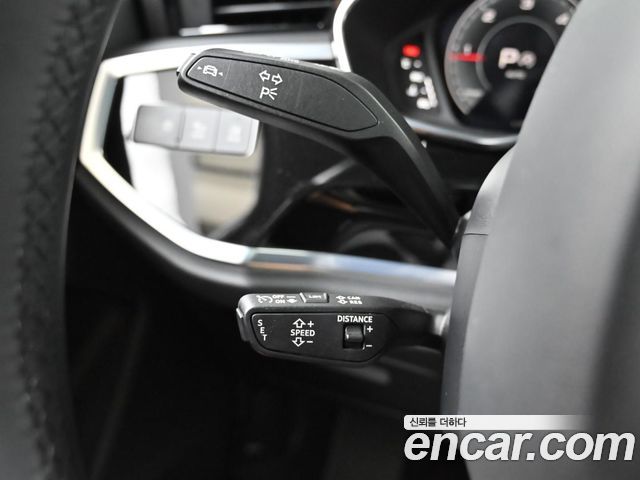 Audi Q3 (F3) 35 TDI Premium 2023 — фото 20