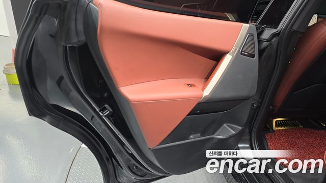 BMW iX xDrive50 Sports Plus 2023 — фото 31
