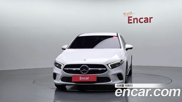 Mercedes-Benz A-Class (W177) A220 Hatchback 2021 — фото 3