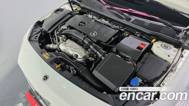 Mercedes-Benz A-Class (W177) A220 Hatchback 2021 — фото 6