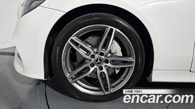 Mercedes-Benz E-Class (W213) E220d Coupe 2017 — фото 5