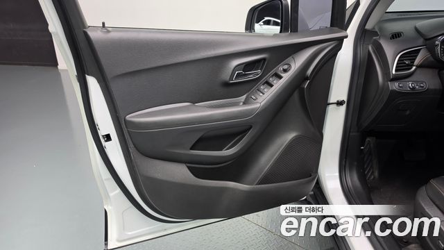 Chevrolet Trax 1.4 LT Deluxe 2017 — фото 24