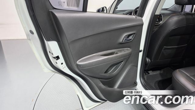 Chevrolet Trax 1.4 LT Deluxe 2017 — фото 25