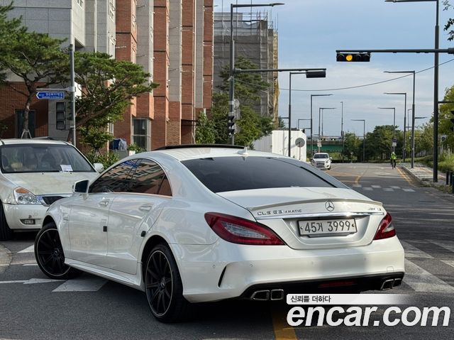 Mercedes-Benz CLS-Class (W218) CLS63 AMG 4MATIC 2016 — фото 2