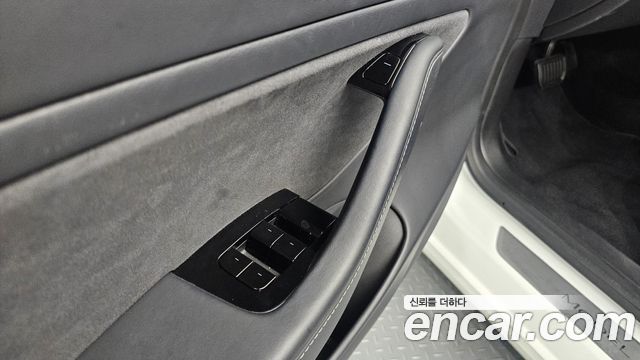 Tesla Model 3 Long Range AWD 2020 — фото 27