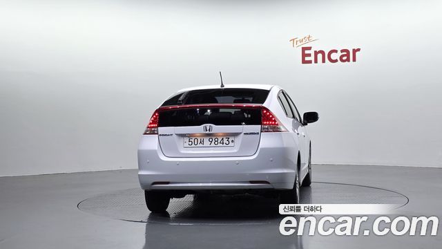 Honda Insight Plus 2011 — фото 4
