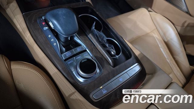 Kia K9 3.8 GDI AWD Grand Platinum 2021 — фото 9