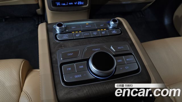Kia K9 3.8 GDI AWD Grand Platinum 2021 — фото 31