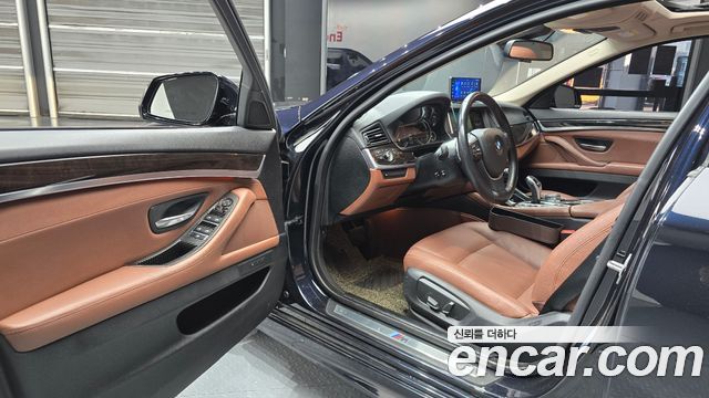 BMW 5 Series (F10) 528i M Aero Dynamic 2016 — фото 10