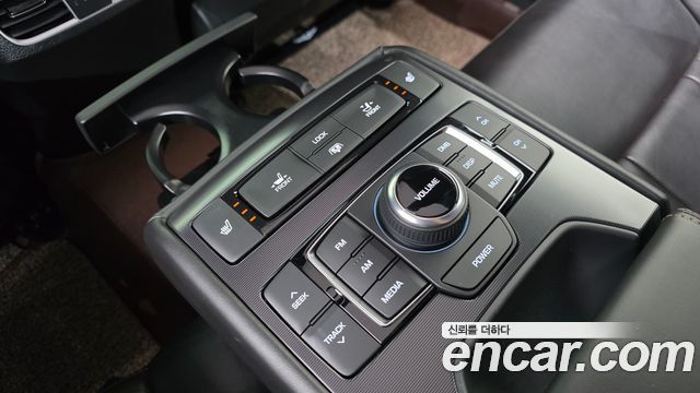 Genesis G80 3.3 T-GDI AWD Sport 2018 — фото 19