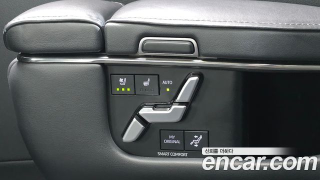 Toyota Alphard (IV) 2.5 HEV Executive AWD 2024 — фото 19
