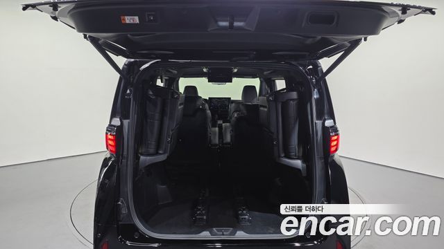 Toyota Alphard (IV) 2.5 HEV Executive AWD 2024 — фото 20