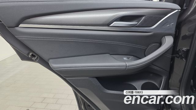 BMW X4 (G02) xDrive20i M Sport 2024 — фото 25