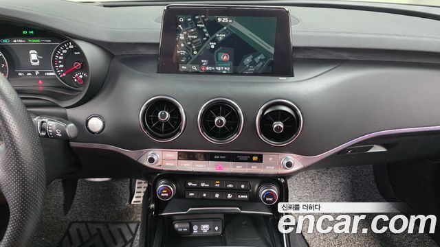 Kia Stinger 3.3 Turbo AWD GT 2020 — фото 13